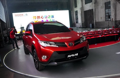 如何启动君越汽车